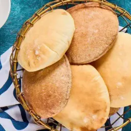 خبز إضافي